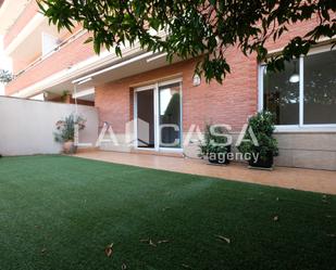 Terrassa de Planta baixa en venda en Sant Cugat del Vallès amb Terrassa i Piscina