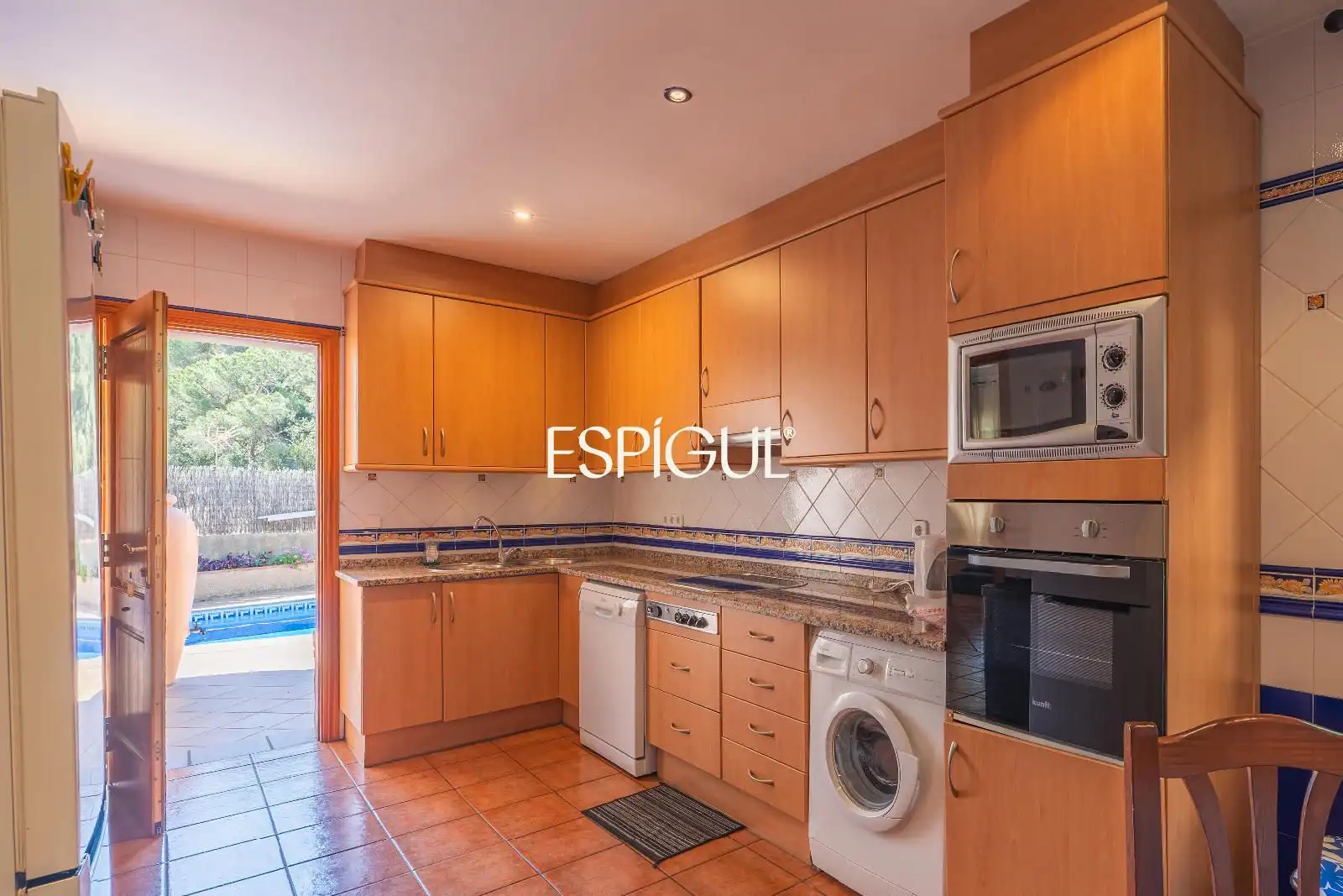 Kitchen of Houses for sale in Lloret de Mar  with Air Conditioner, Heating and Terrace