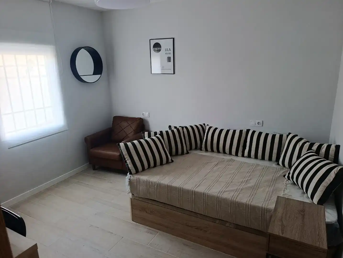 Schlafzimmer von Wohnung zur Miete in Cabra mit Abstellraum, Möbliert und Waschmaschine