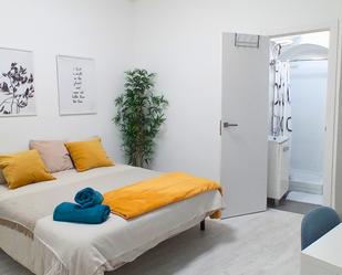 Bedroom of Loft to rent in  Valencia Capital  with Air Conditioner