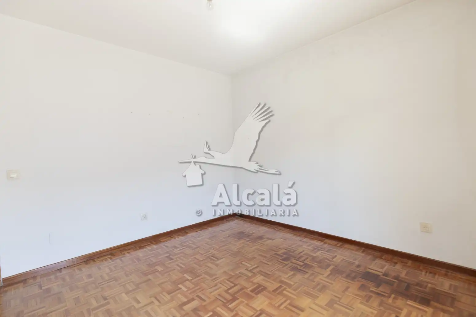 Habitación de Piso en venta en Alcalá de Henares con Calefacción, Parquet y Terraza
