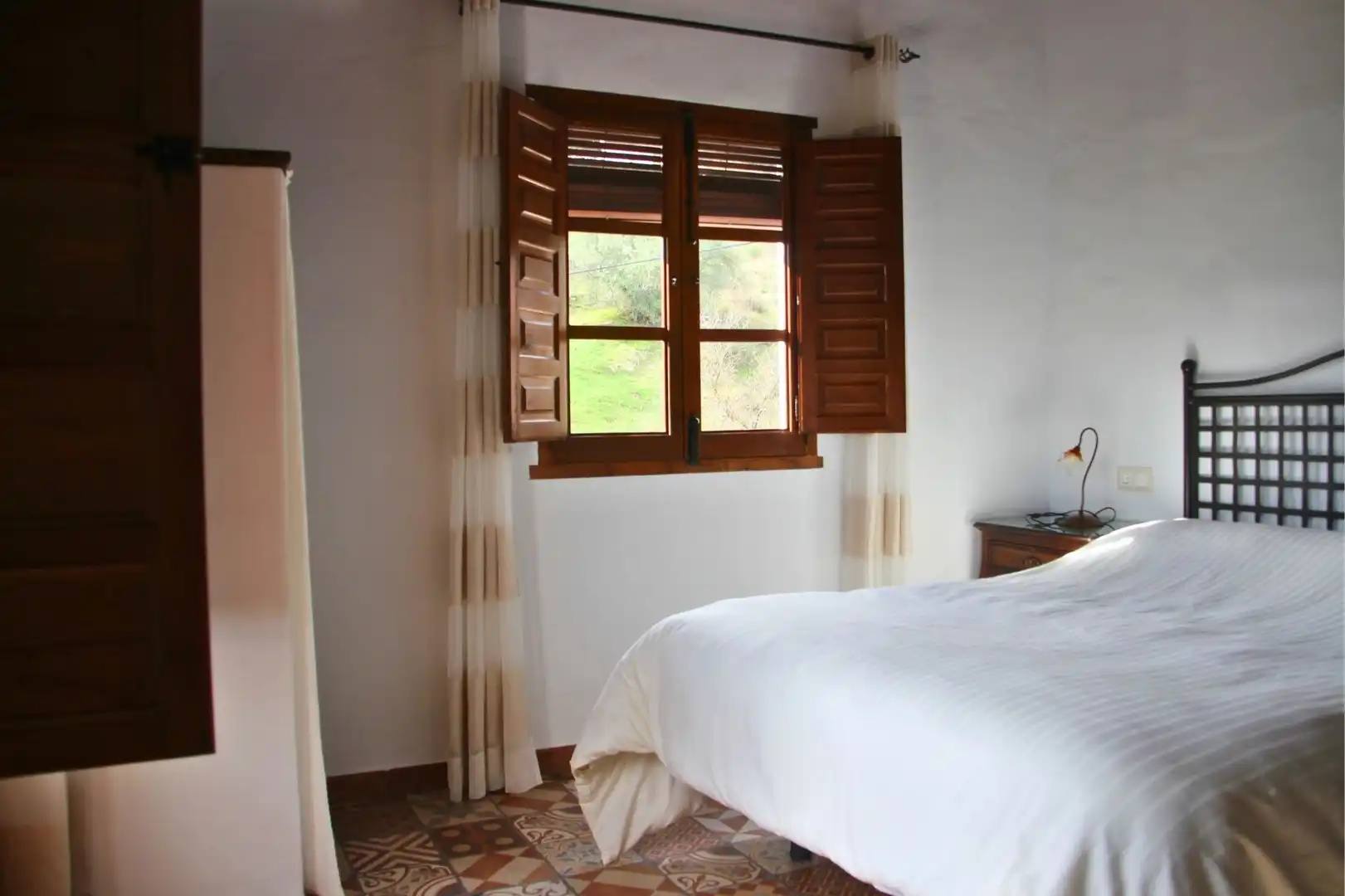 Bedroom of Houses for sale in Guaro  with Air Conditioner, Heating and Private garden