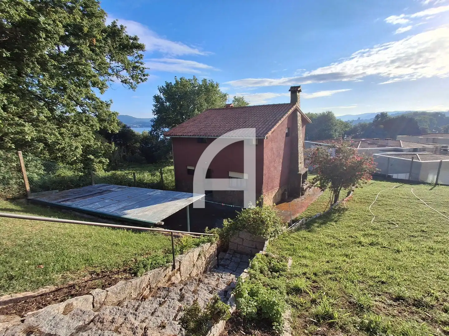 Houses for sale in Vigo   with Private garden, Storage room and Alarm