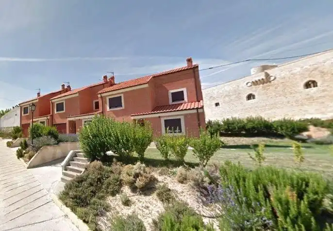 Vista exterior de Casa adosada en venda en Fuentes de Valdepero