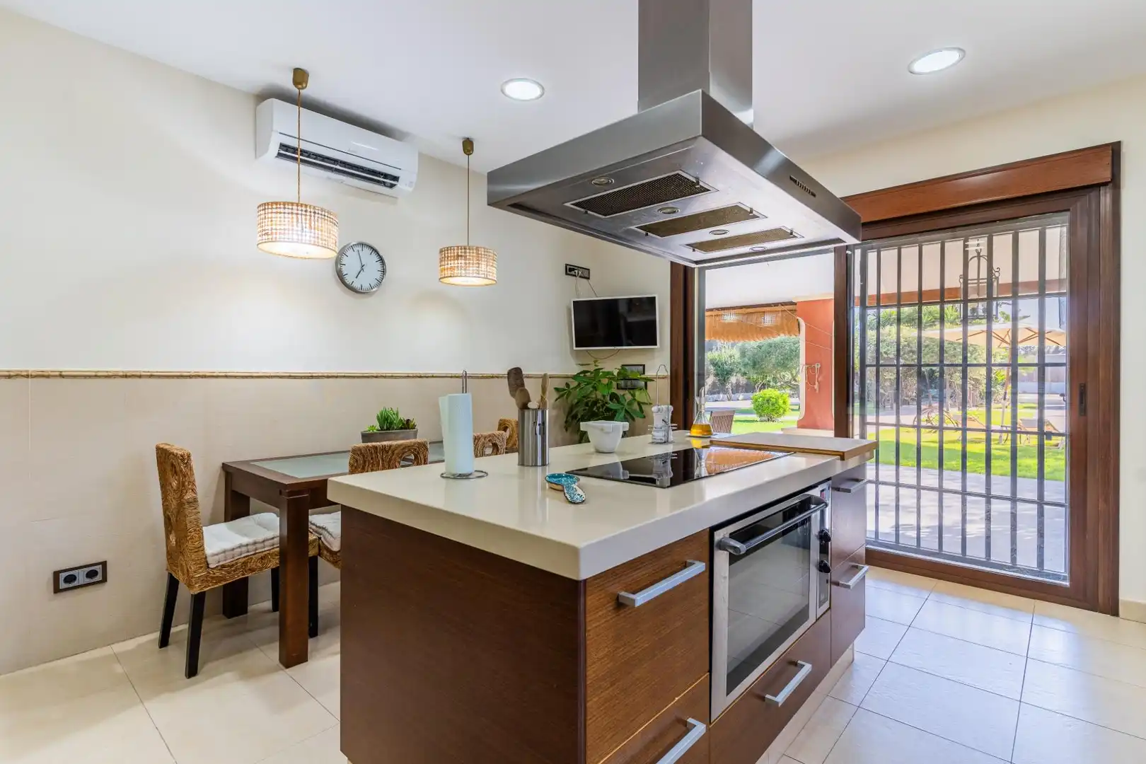 Houses for sale in Caballero Bonald - San José Obrero - Guadalcacín