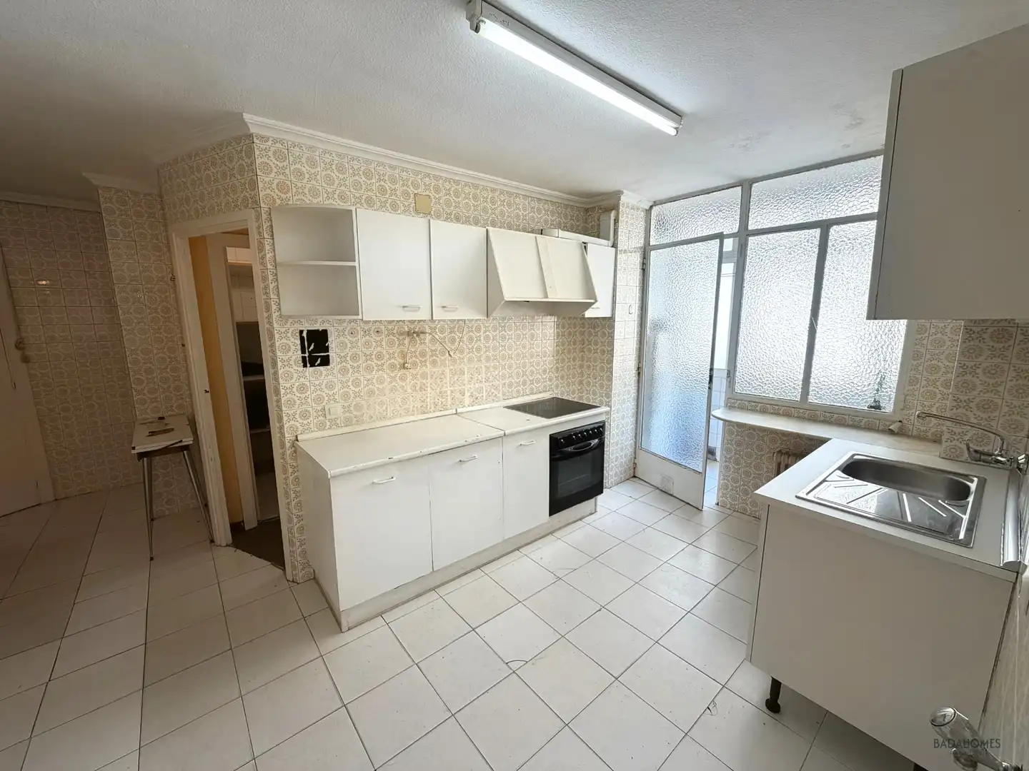 Cuina de Pis en venda en Badajoz amb Calefacció, Parquet i Terrassa