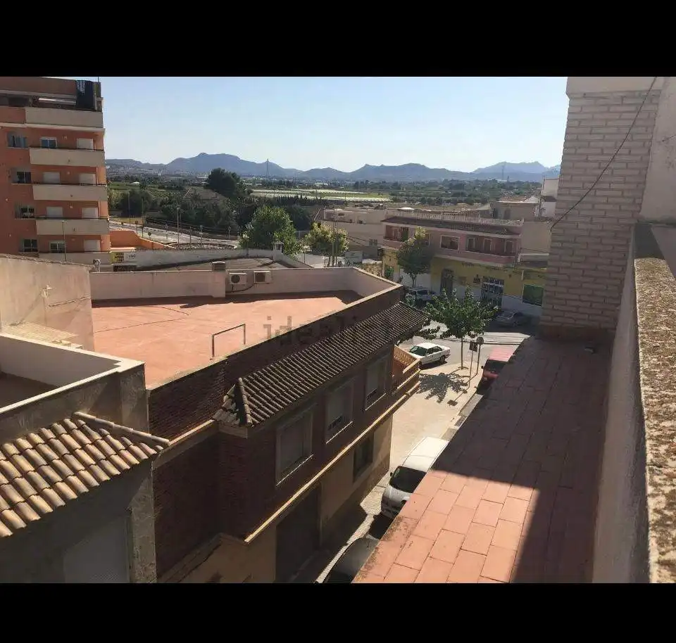 Vista exterior de Piso en venta en Monforte del Cid con Balcón