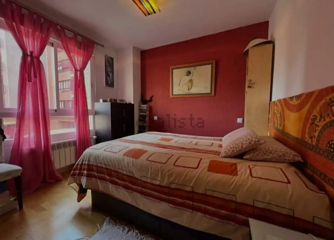Schlafzimmer von Wohnung zum Verkauf in Madrid mit Klimaanlage, Heizung und Möbliert