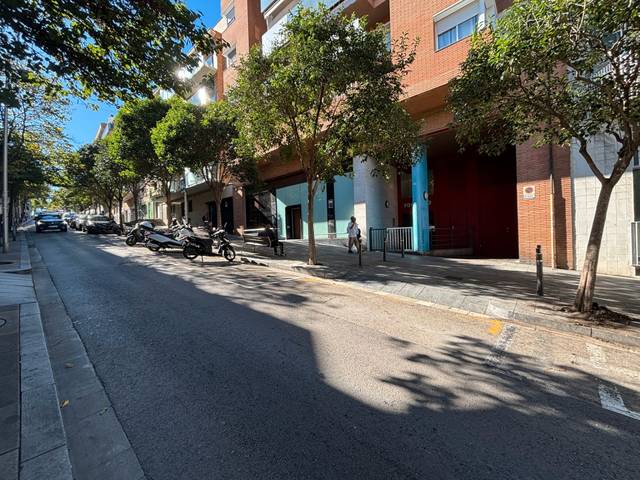 Local comercial en Alquiler en Carrer de Calderón de la Barca, 106 en El Carmel