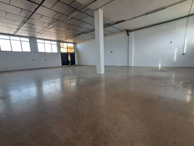 Nave industrial en Alquiler en Vapor Gordills en Rocafonda