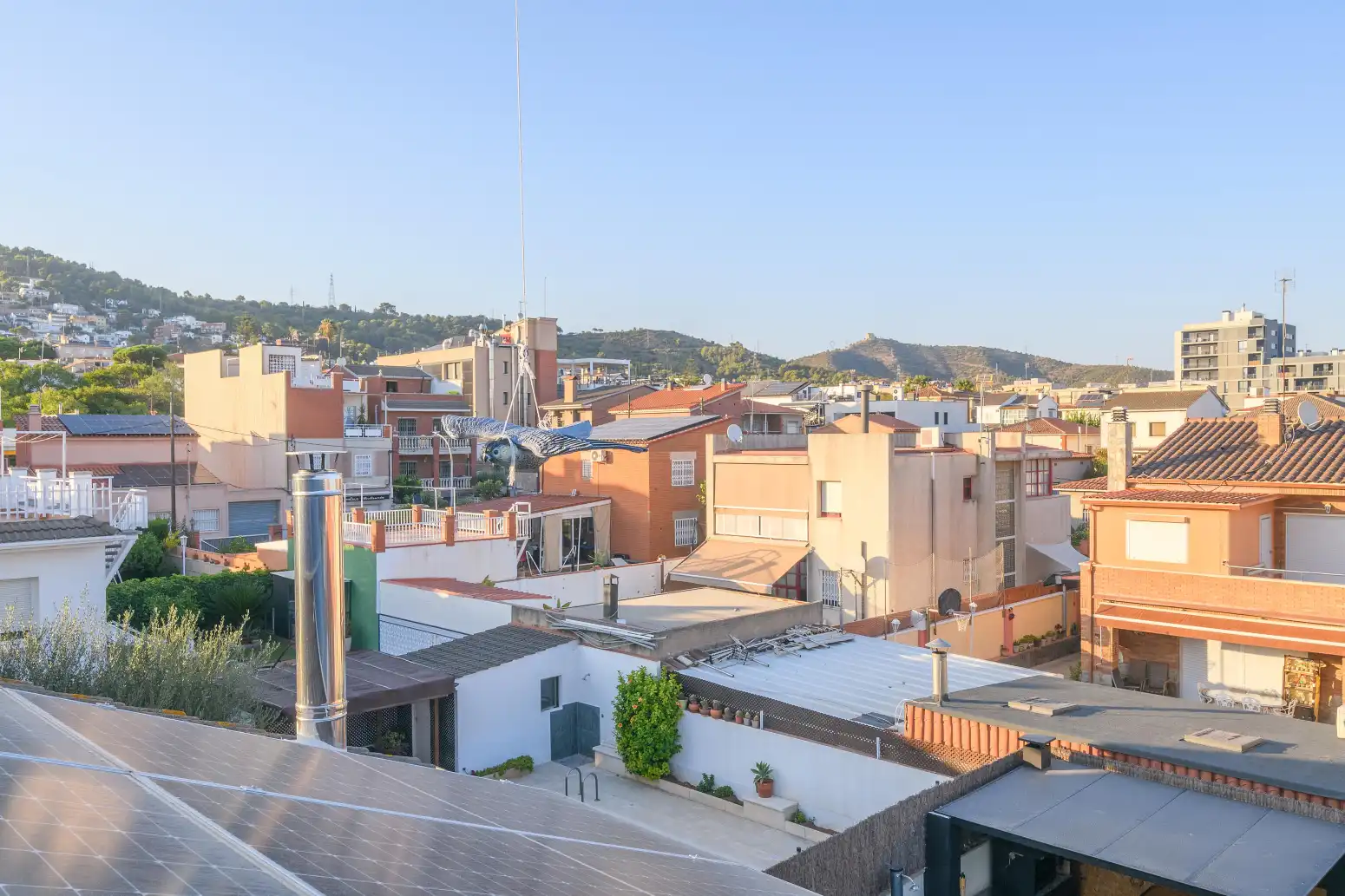 Vista exterior de Casa o xalet en venda en Viladecans amb Aire condicionat, Calefacció i Parquet