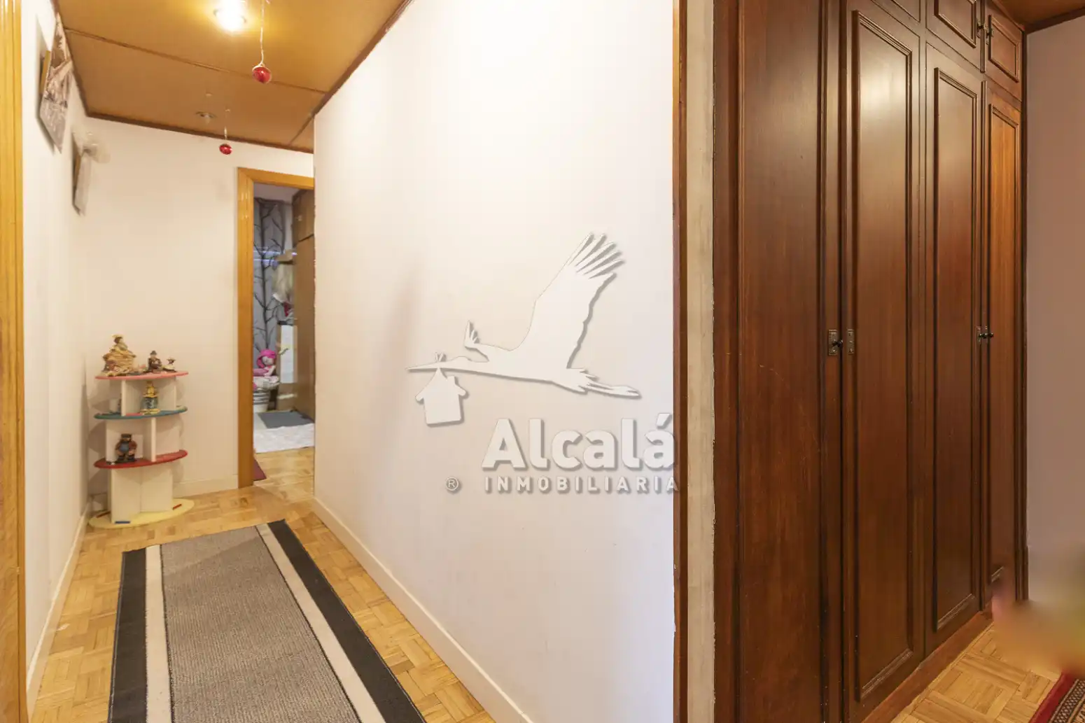 Piso en venta en Alcalá de Henares con Calefacción, Parquet y Terraza
