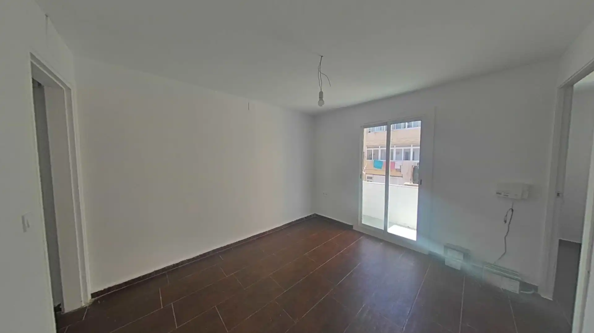 Sala de estar de Piso en venta en L'Hospitalet de Llobregat con Balcón