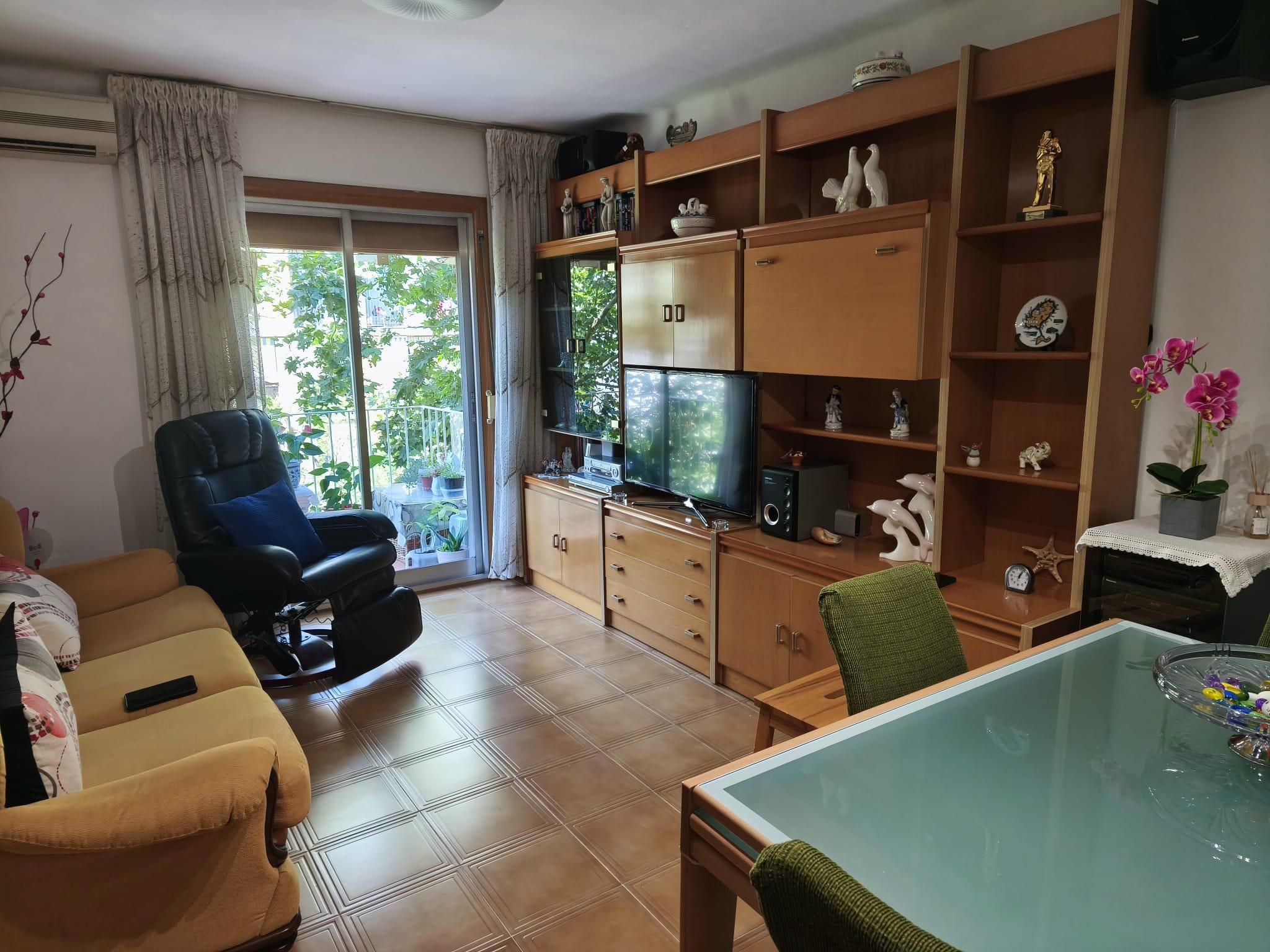 Living room of Flat for sale in  Barcelona Capital  with Air Conditioner and Balcony