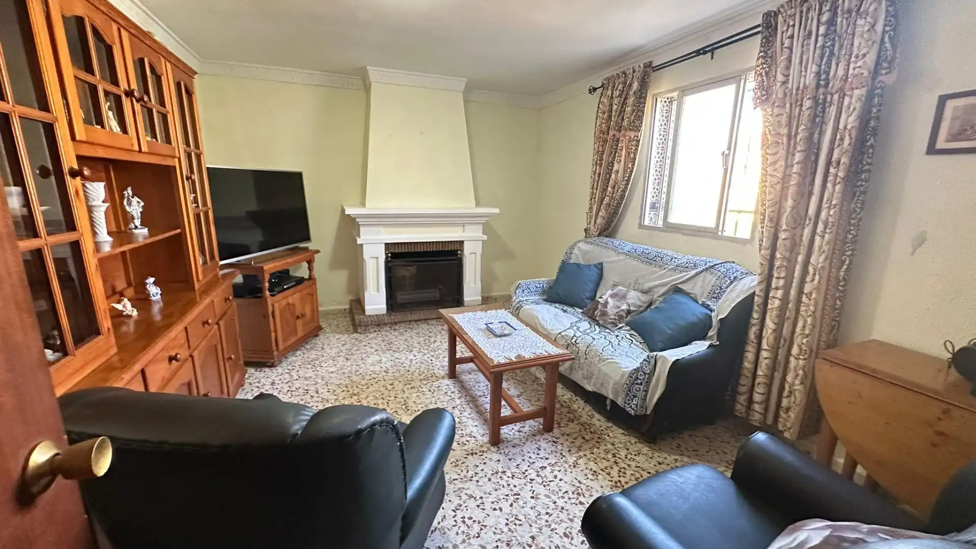 Sala de estar de Casa o chalet en venta en La Línea de la Concepción con Jardín privado