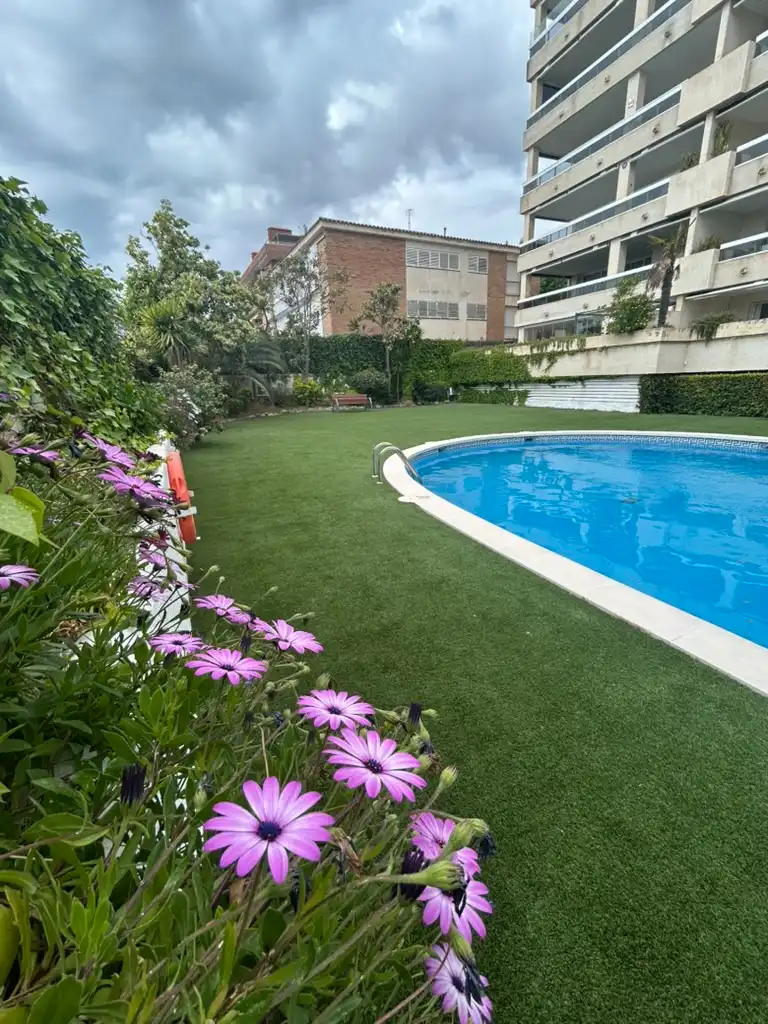 Piscina de Piso de alquiler en Sant Vicenç de Montalt con Aire acondicionado, Calefacción y Terraza