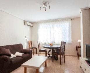 Living room of Flat to rent in  Valencia Capital  with Air Conditioner, Furnished and Oven