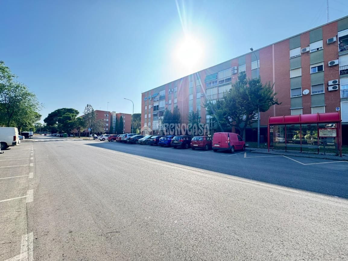Exterior view of Flat for sale in Aranjuez  with Air Conditioner and Heating