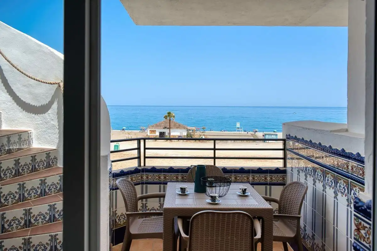 Terrasse von Dachboden zur Miete in Manilva mit Klimaanlage, Heizung und Terrasse
