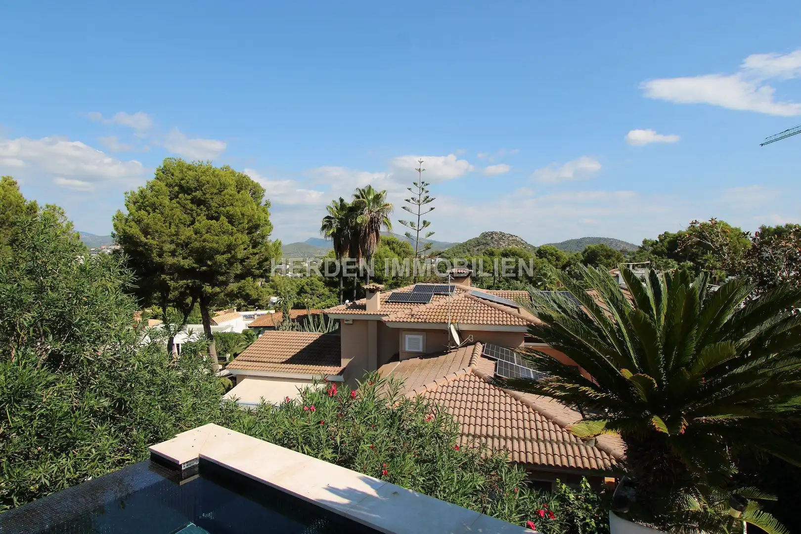 Vista exterior de Casa o chalet en venta en Calvià con Aire acondicionado, Terraza y Trastero
