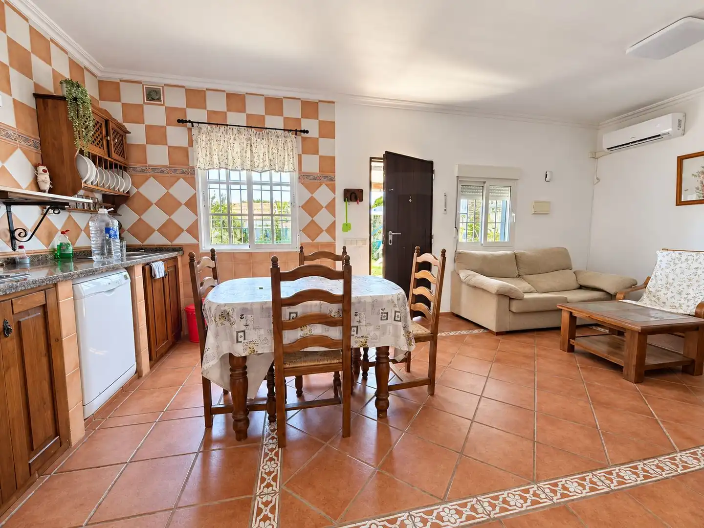 Menjador de Casa o xalet en venda en Tarifa amb Aire condicionat i Terrassa