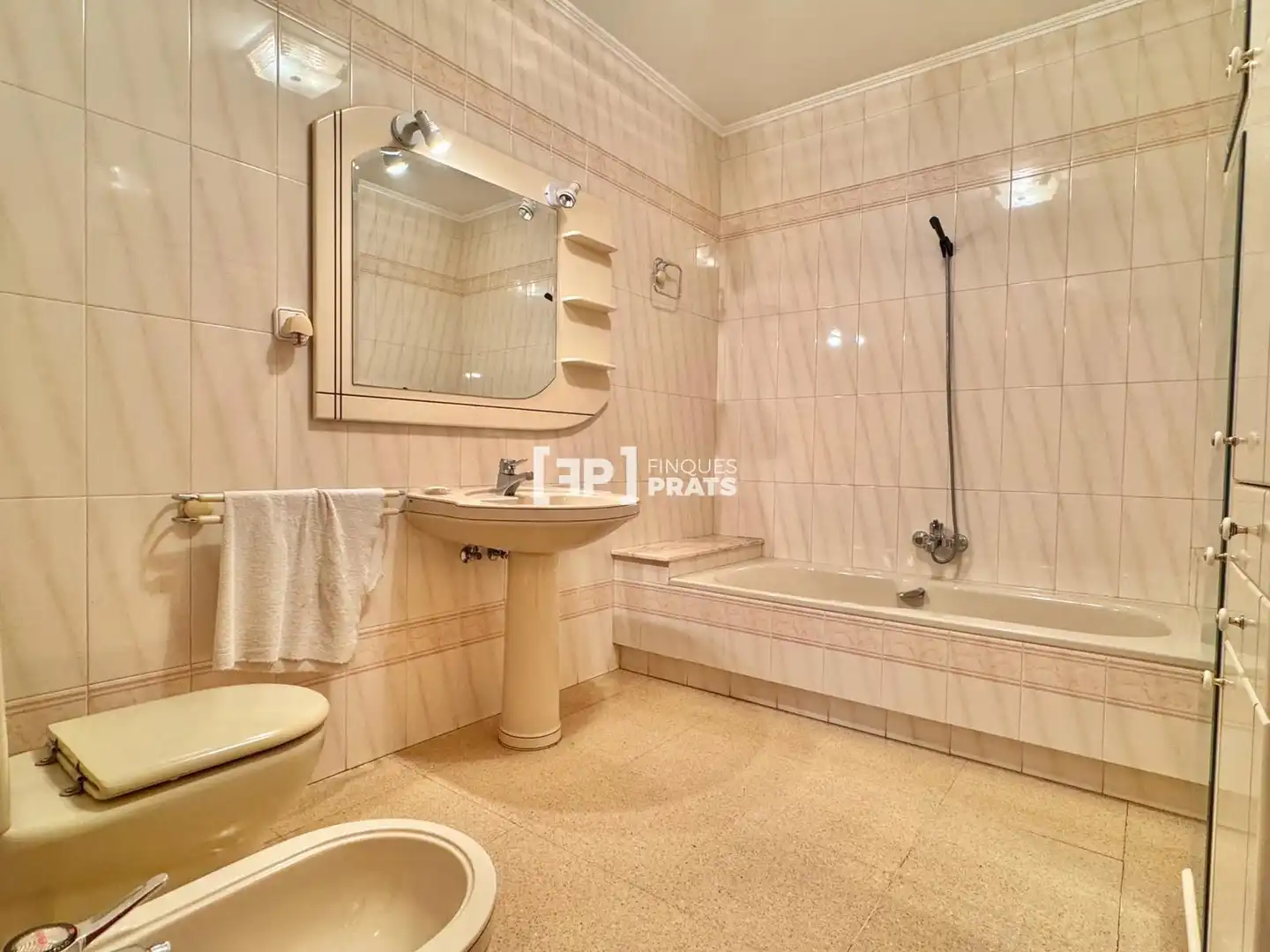 Bathroom of Houses for sale in Fraga  with Air Conditioner, Heating and Terrace