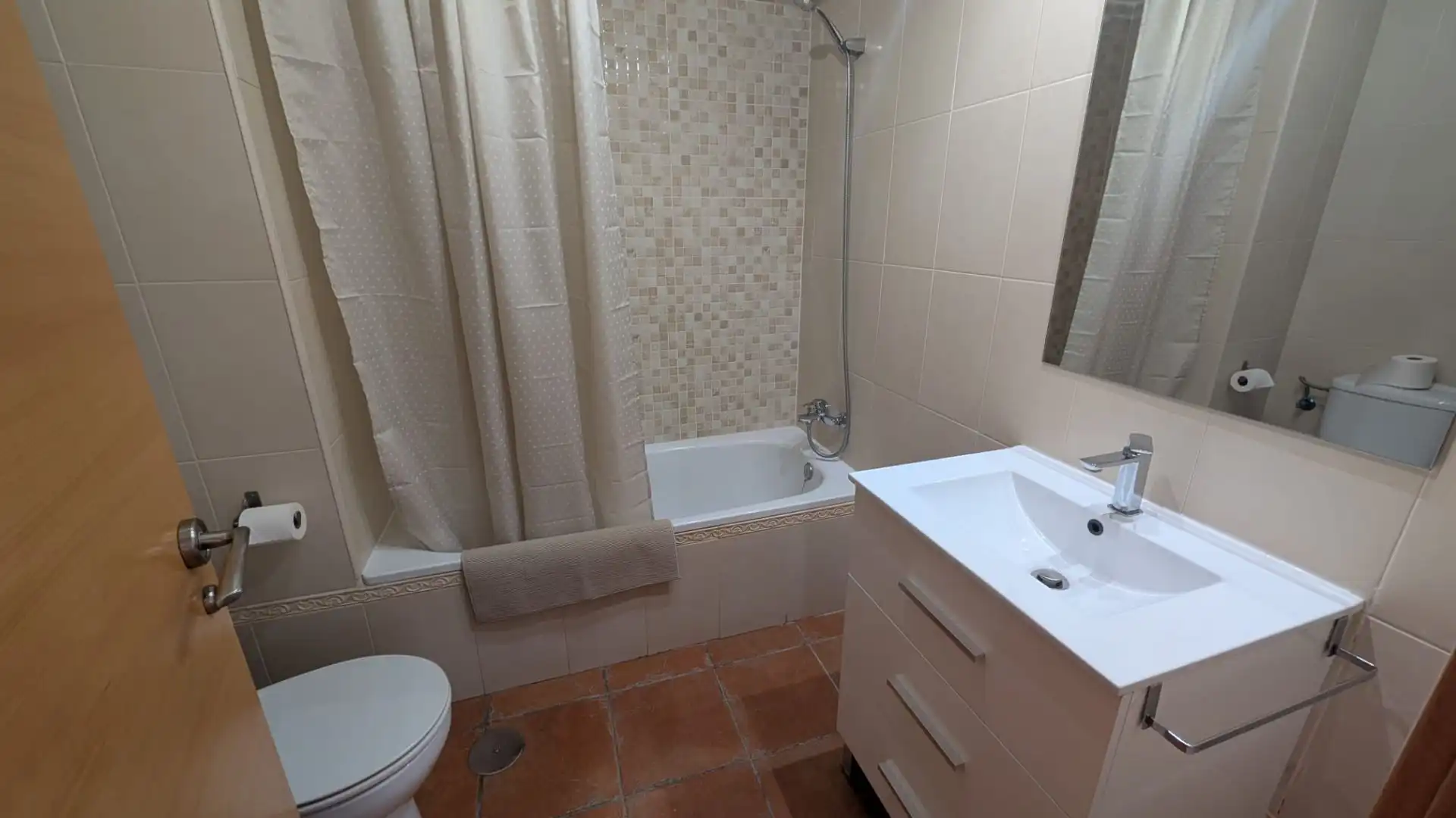 Badezimmer von Wohnungen zur Miete in Campo de Mijas