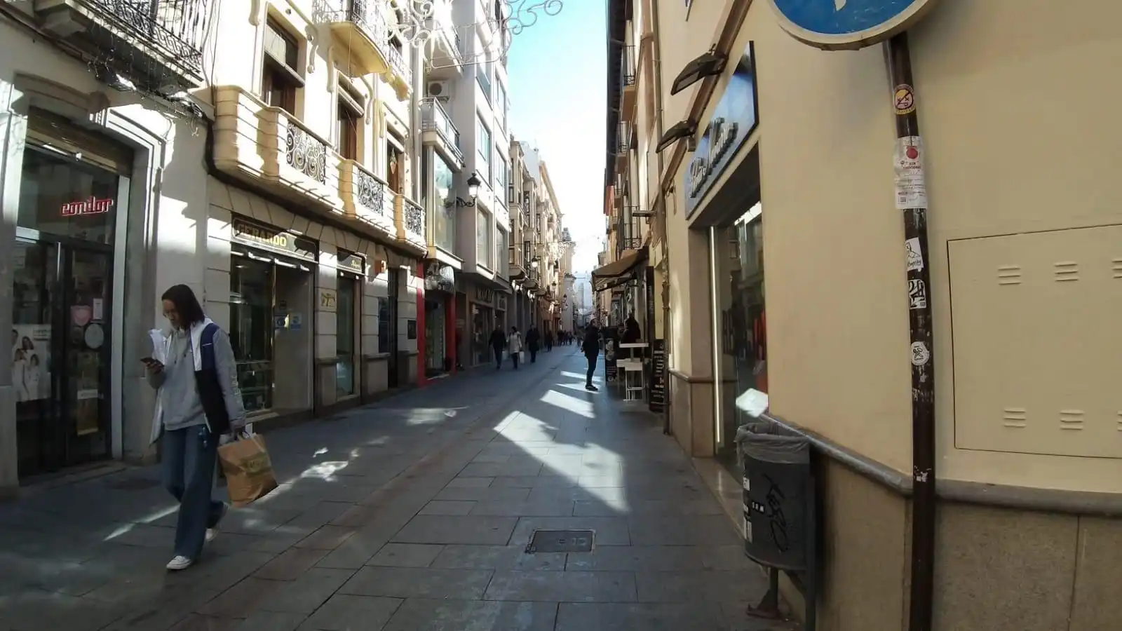 Außenansicht von Garage zur Miete in Granada