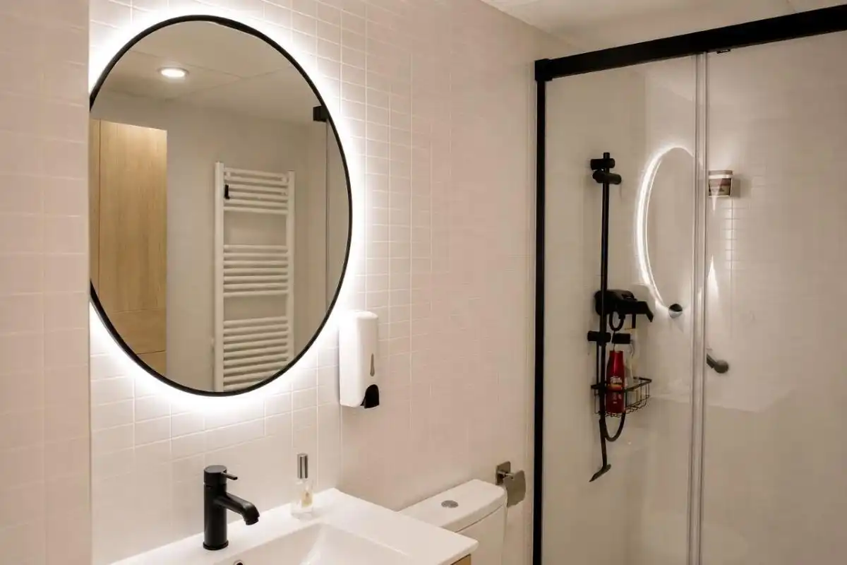 Bathroom of Flat for sale in Dénia  with Air Conditioner and Heating