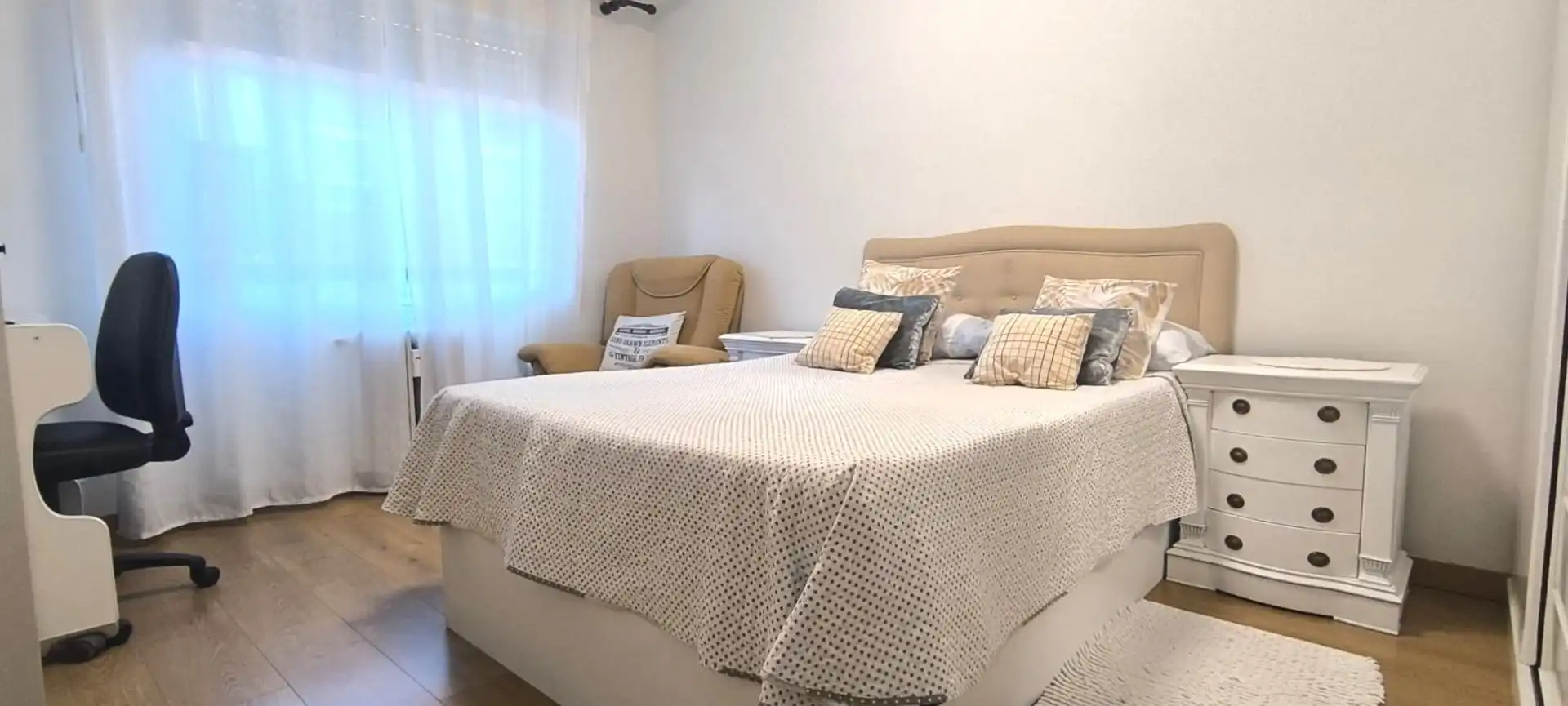 Bedroom of Flat for sale in  Logroño  with Heating and Terrace