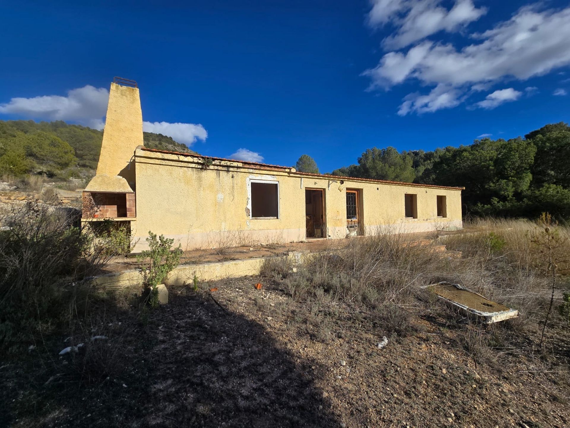 Vista exterior de Casa o xalet en venda en Petrer amb Terrassa