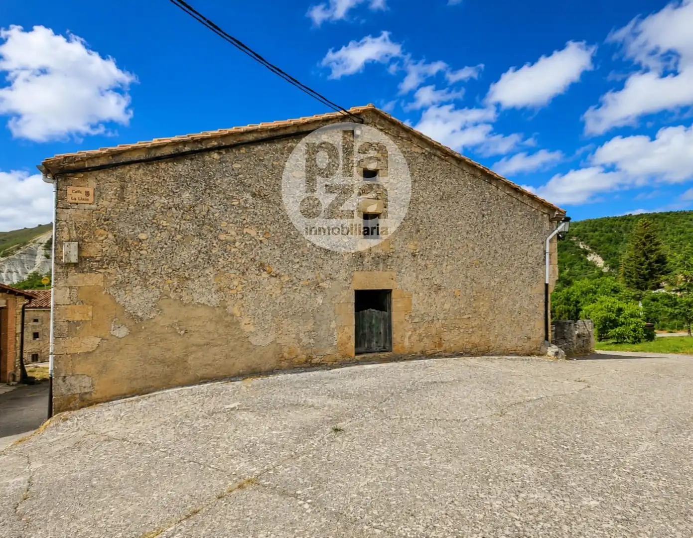 Exterior view of Houses for sale in Valle de Sedano  with Private garden and Terrace