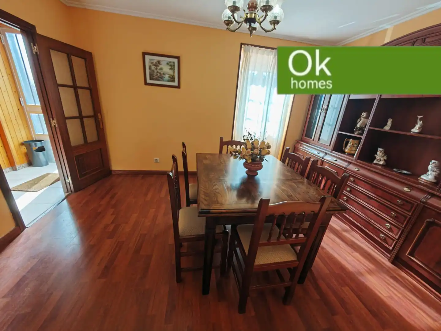 Comedor de Casa adosada de alquiler en Curtis con Calefacción, Trastero y Amueblado