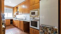 Kitchen of Apartment for sale in  Valencia Capital  with Air Conditioner and Heating