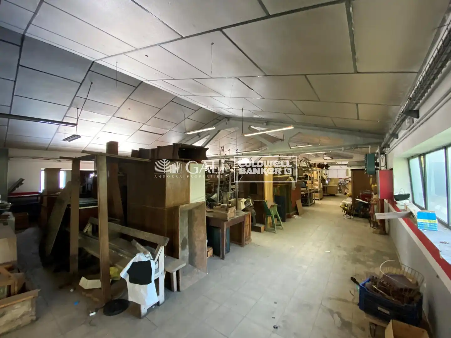 Industrial building to rent in Les Bons, imagen 4