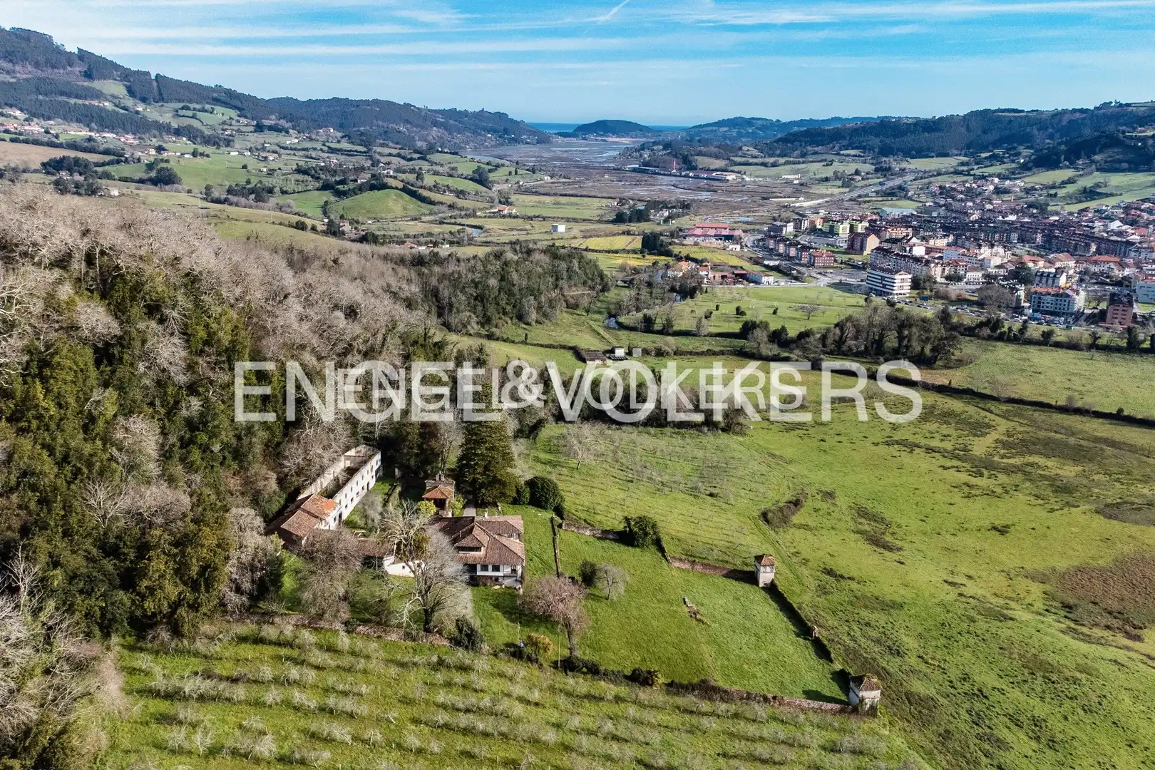 Houses for sale in Villaviciosa  with Heating, Private garden and Parquet flooring