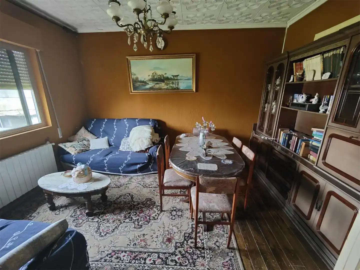 Sala d'estar de Casa adosada en venda en Monforte de Lemos amb Jardí privat, Traster i Moblat