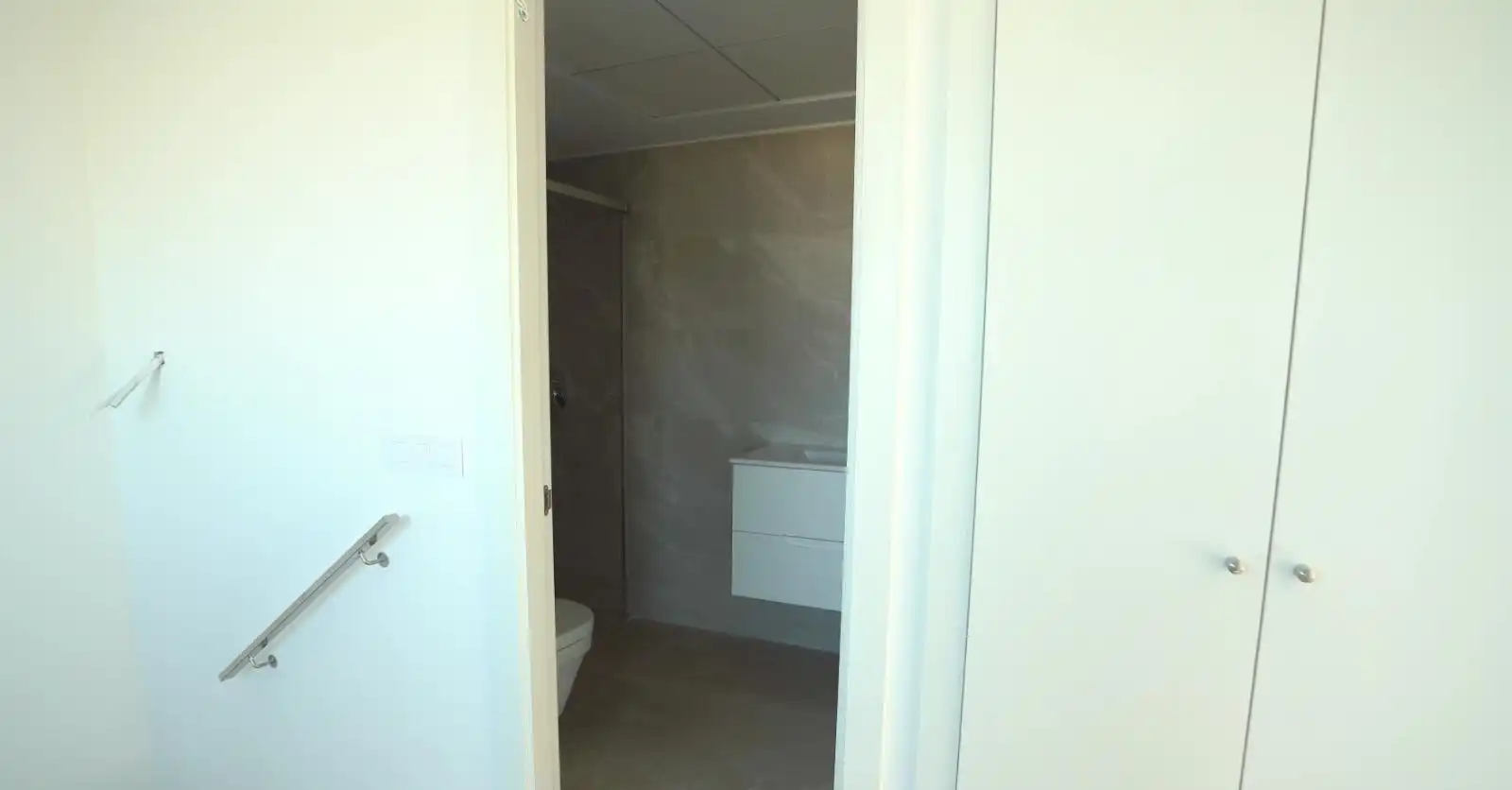Bathroom of Houses for sale in Finestrat  with Air Conditioner, Terrace and Swimming Pool