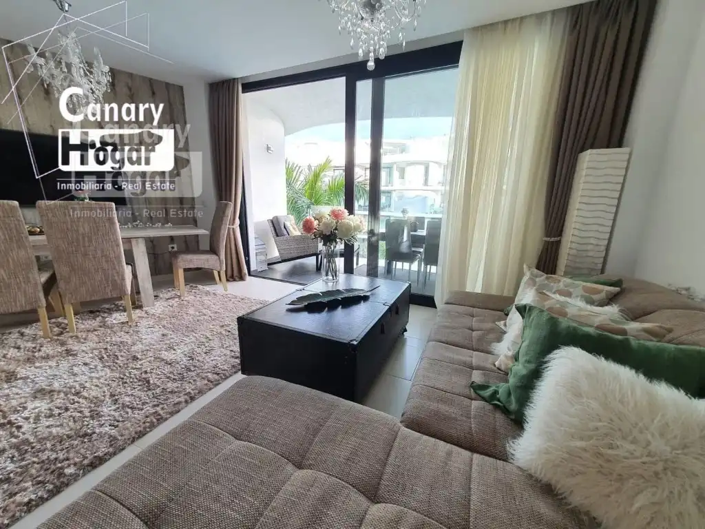 Sala d'estar de Apartament en venda en Arona amb Aire condicionat, Calefacció i Jardí privat