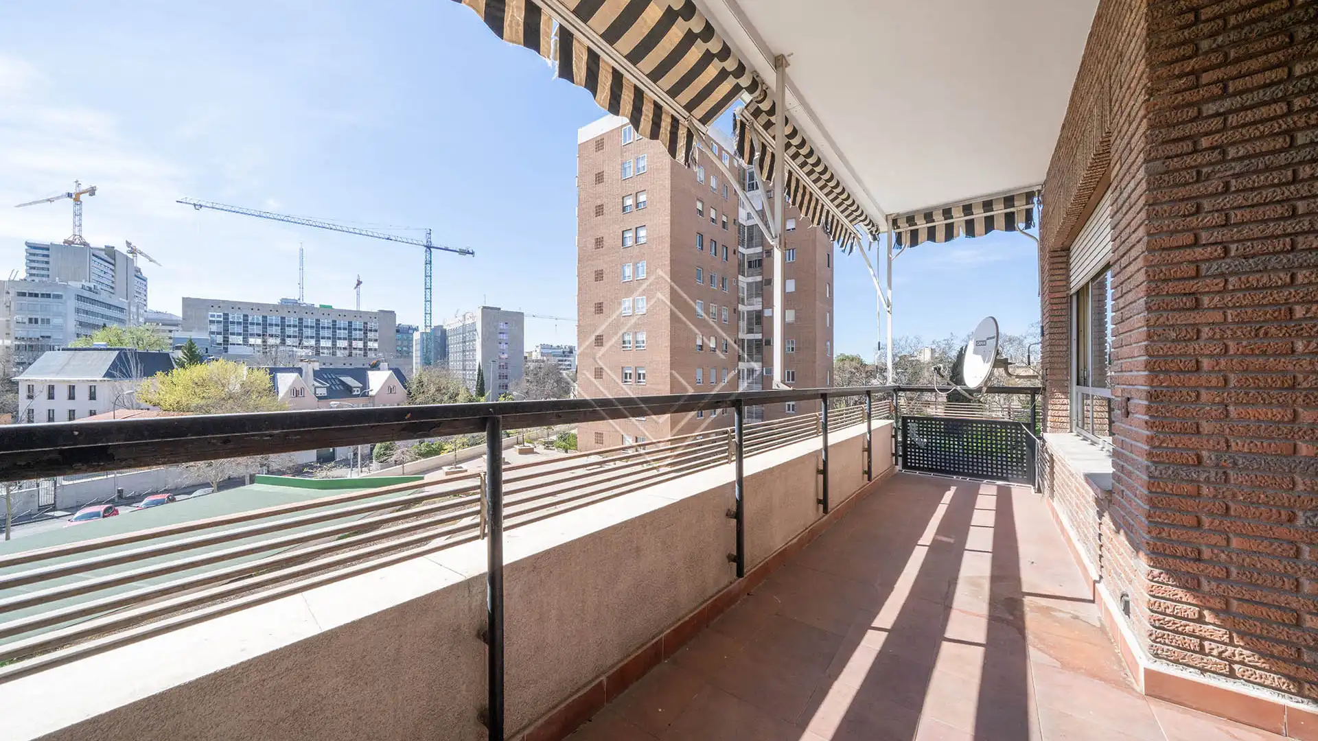 Piso en venta en Calle Velázquez, El Viso, Chamartín