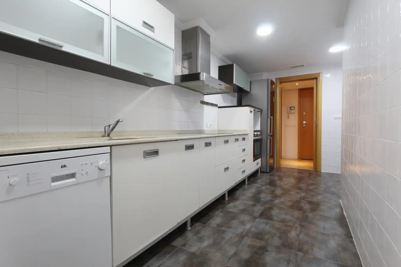 Küche von Wohnung zum Verkauf in Aldaia mit Terrasse und Abstellraum