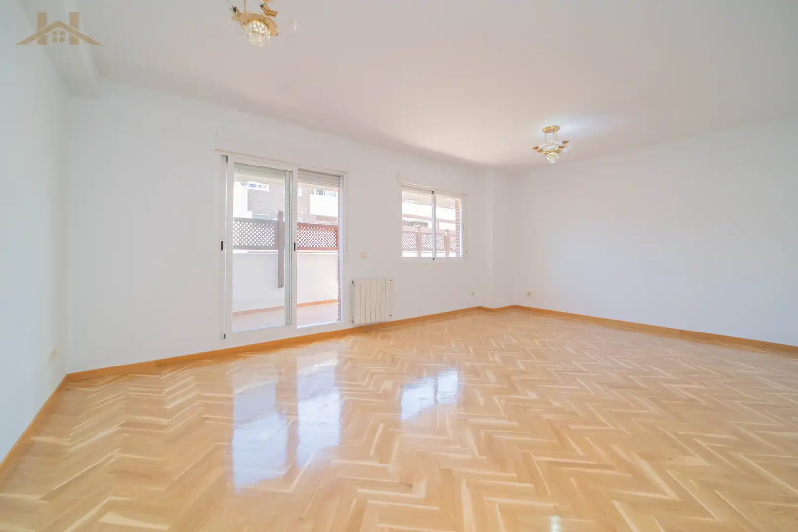Sala de estar de Piso en venta en Boadilla del Monte con Aire acondicionado, Calefacción y Parquet
