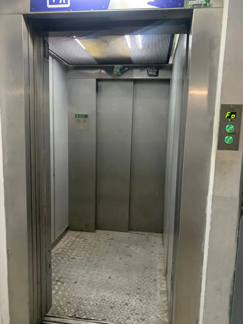 Aparcamiento con ascensor en venta en La Rambla 88, imagen 9