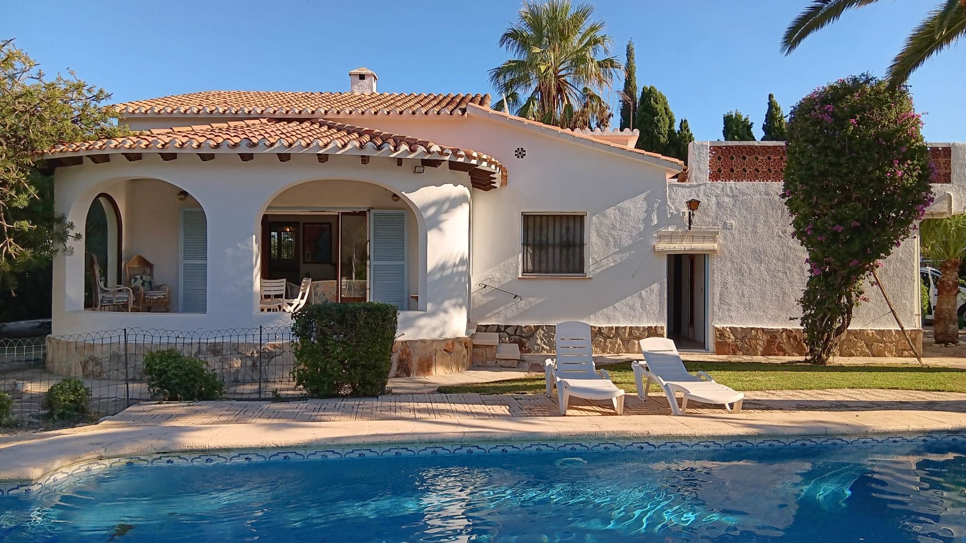 Exterior view of House or chalet for sale in Dénia  with Air Conditioner, Heating and Private garden