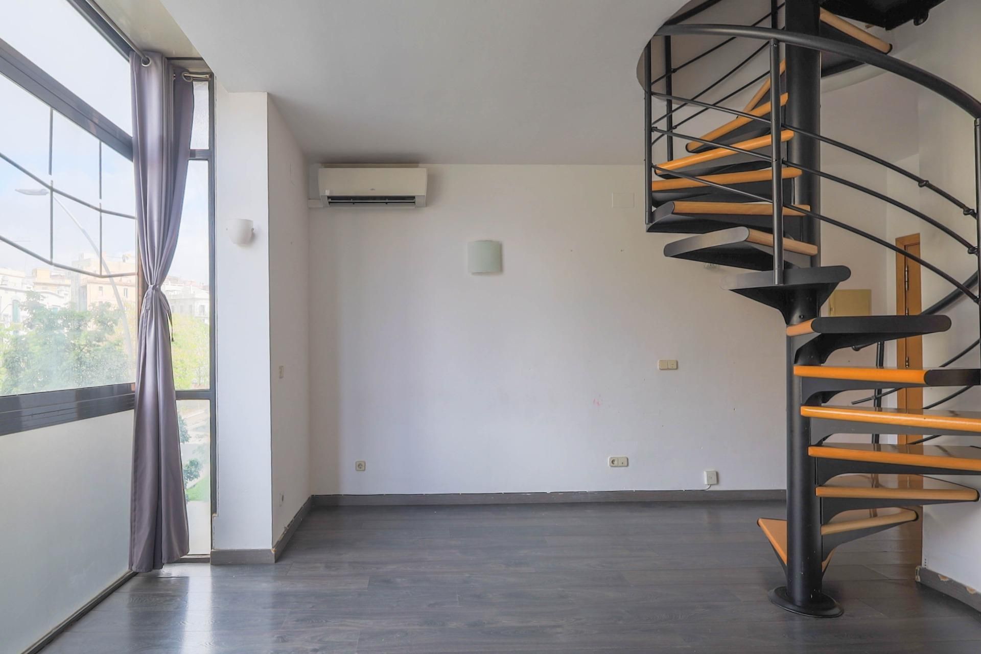 Dúplex en venta en Avenida MERIDIANA, El Clot