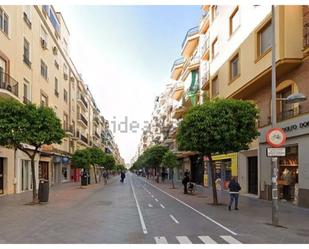 Vista exterior de Pis de lloguer en  Sevilla Capital amb Aire condicionat, Forn i Rentadora