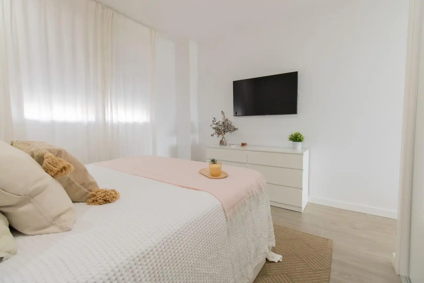 Bedroom of Attic for sale in Rafelbuñol / Rafelbunyol  with Air Conditioner, Terrace and Storage room