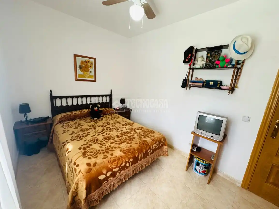 Habitación de Casa o chalet en venta en Escalona con Calefacción, Piscina y Amueblado