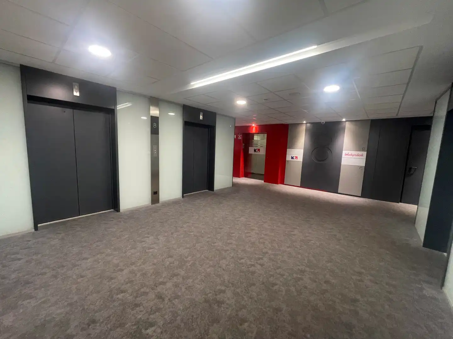Office for rent in Barcelona  with Air Conditioner