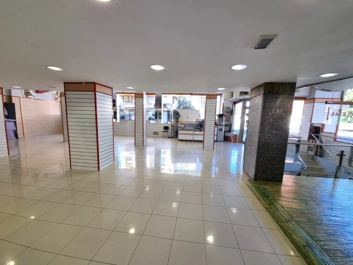 Local comercial en venda a Calle ave maria  en  ponferrada 31, imagen 13
